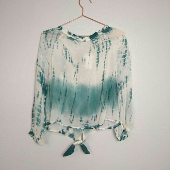 Vici flowy bohemian tie-dye top size Large - Picture 5 of 6